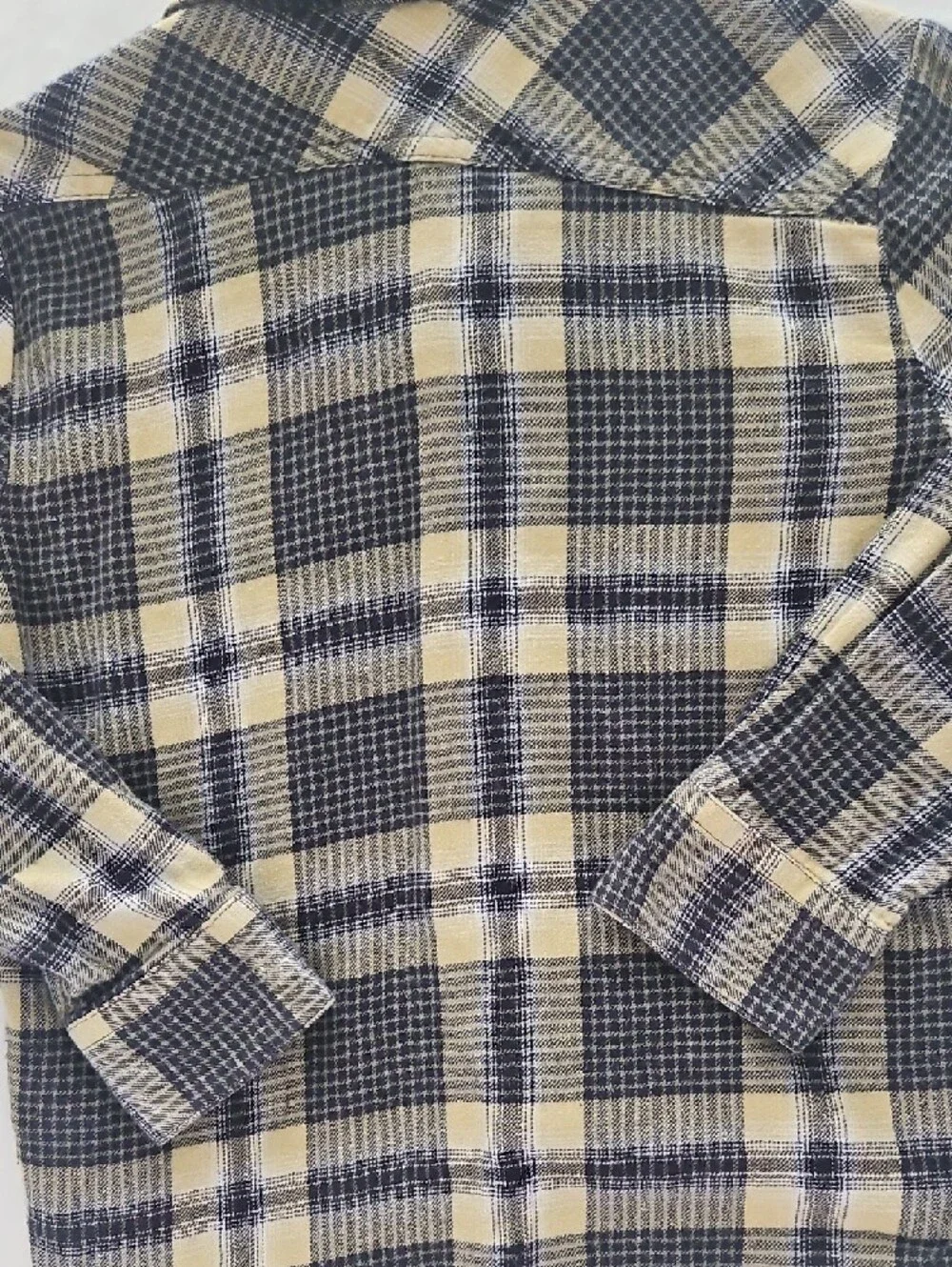 Volcom Kids Plaid Button-Down Shirt - Navy & Yellow Flannel SIZE 4